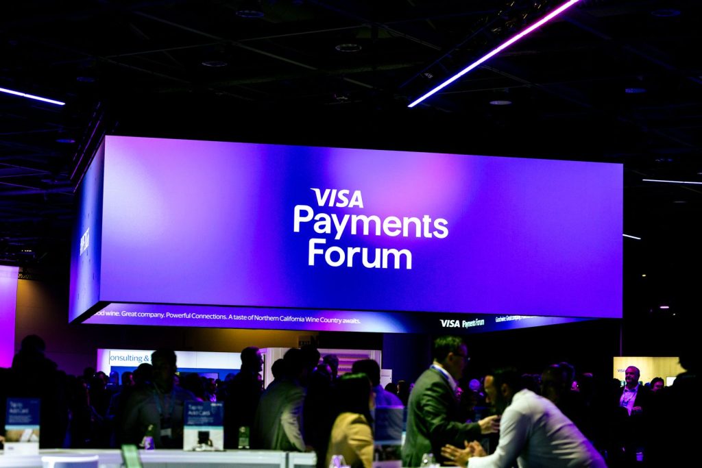 Imagen relacionada con Visa Agentic Payments, la iniciativa que permite realizar pagos mediante agentes de inteligencia artificial.